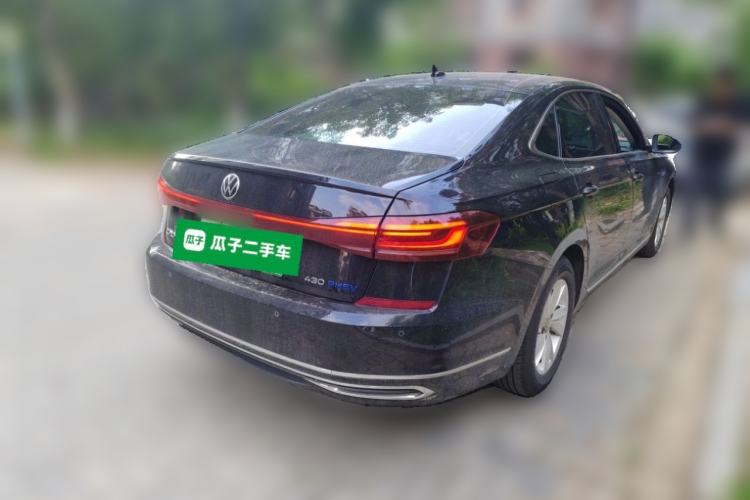 Used Volkswagen Passat New Energy 2025 430 PHEV Hybrid Business Edition Rear Right 45 Deg