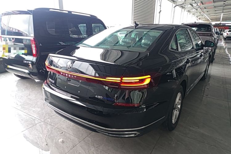 Used Volkswagen Passat New Energy 2025 430 PHEV Hybrid Business Edition Rear Right 45 Deg
