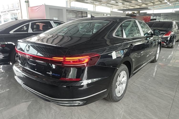 Used Volkswagen Passat New Energy 2025 430 PHEV Hybrid Business Edition Rear Right 45 Deg