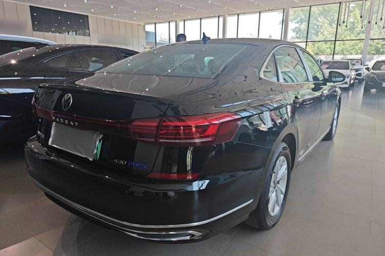 Used Volkswagen Passat New Energy 2025 430 PHEV Hybrid Business Edition Rear Right 45 Deg