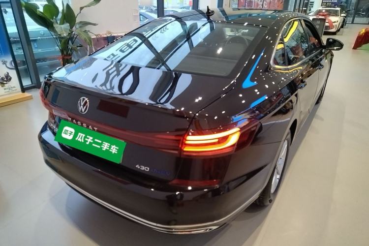 Used Volkswagen Passat New Energy 2025 430 PHEV Hybrid Business Edition Rear Right 45 Deg