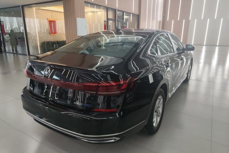 Used Volkswagen Passat New Energy 2025 430 PHEV Hybrid Business Edition Rear Right 45 Deg