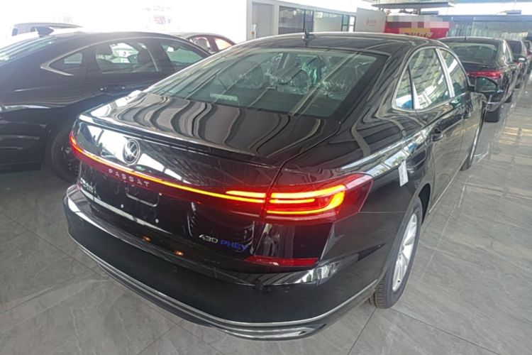 Used Volkswagen Passat New Energy 2025 430 PHEV Hybrid Business Edition Rear Right 45 Deg