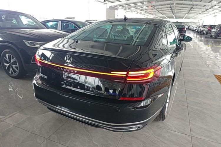 Used Volkswagen Passat New Energy 2025 430 PHEV Hybrid Business Edition Rear Right 45 Deg