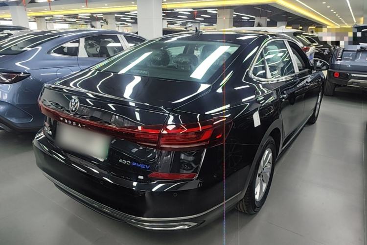 Used Volkswagen Passat New Energy 2025 430 PHEV Hybrid Business Edition Rear Right 45 Deg