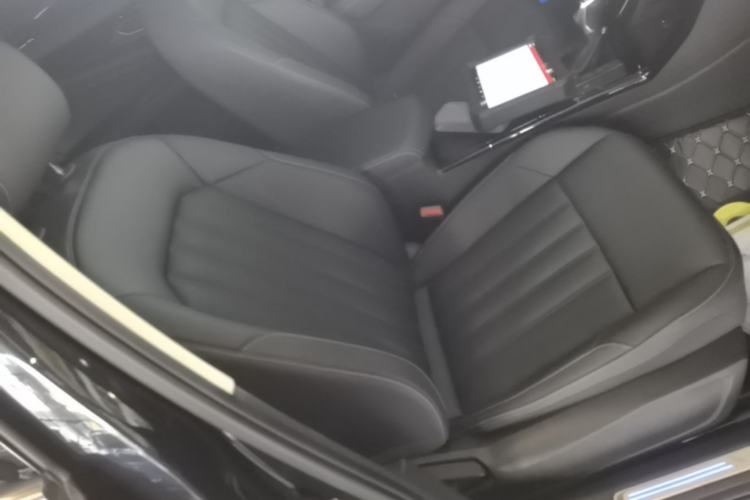 Used Volkswagen Passat New Energy 2025 430 PHEV Hybrid Business Edition Right Front Seat