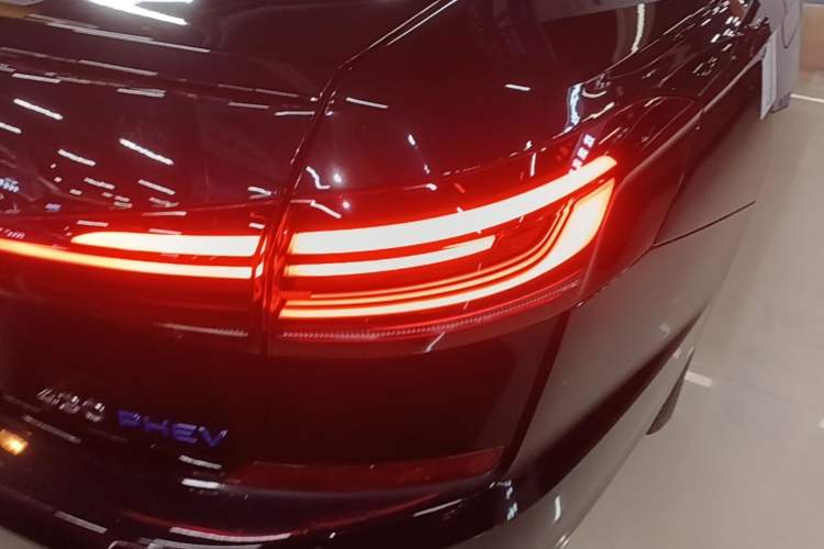 Used Volkswagen Passat New Energy 2025 430 PHEV Hybrid Business Edition Right Rear Taillight