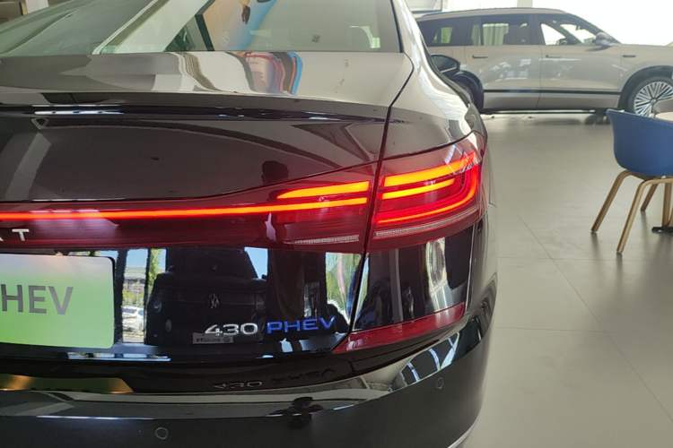 Used Volkswagen Passat New Energy 2025 430 PHEV Hybrid Business Edition Right Rear Taillight