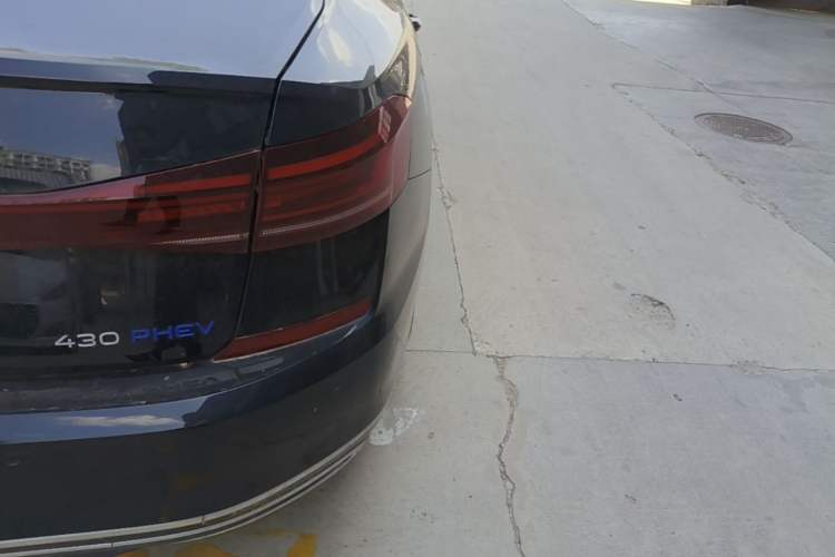 Used Volkswagen Passat New Energy 2025 430 PHEV Hybrid Business Edition Right Rear Taillight