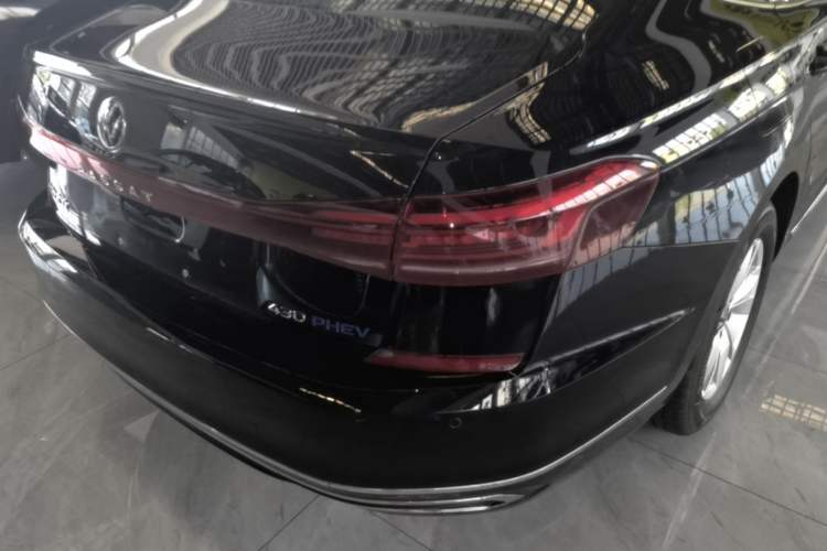 Used Volkswagen Passat New Energy 2025 430 PHEV Hybrid Business Edition Right Rear Taillight