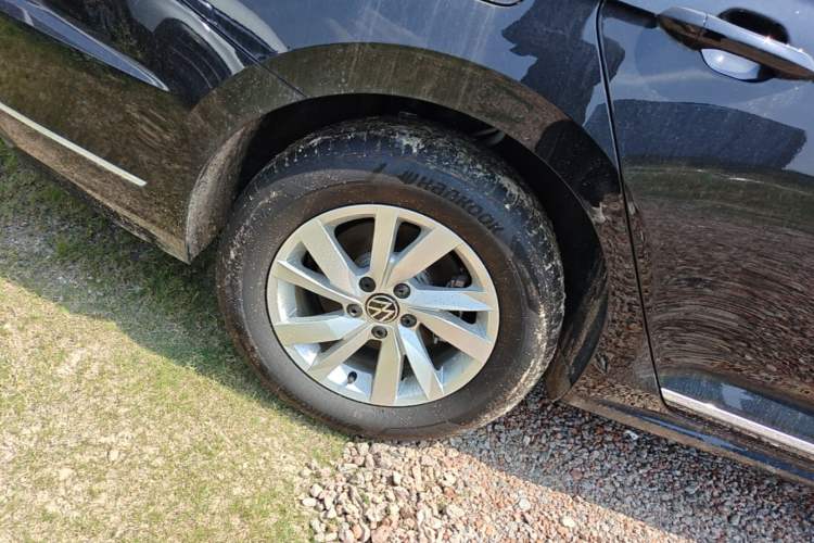 Used Volkswagen Passat New Energy 2025 430 PHEV Hybrid Business Edition Right Rear Wheel Hub