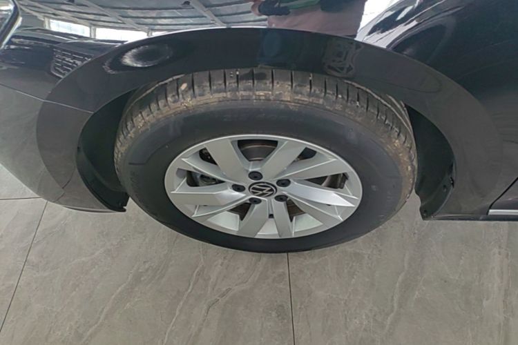 Used Volkswagen Passat New Energy 2025 430 PHEV Hybrid Business Edition Right Rear Wheel Hub