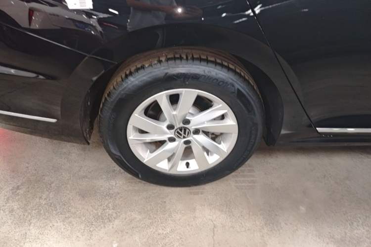 Used Volkswagen Passat New Energy 2025 430 PHEV Hybrid Business Edition Right Rear Wheel Hub