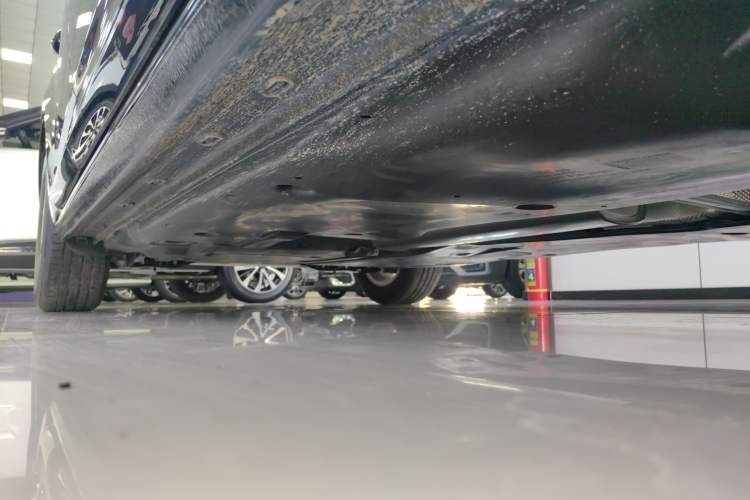 Used Volkswagen Passat New Energy 2025 430 PHEV Hybrid Business Edition Right Side Sill