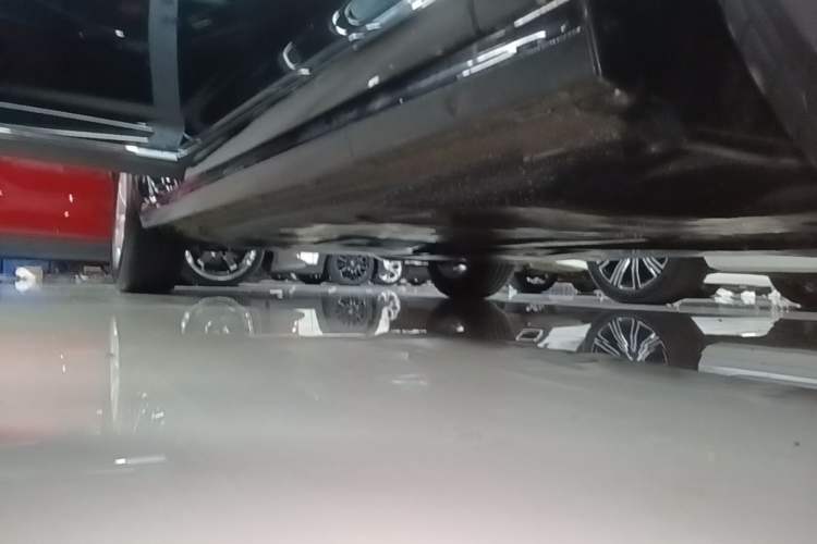 Used Volkswagen Passat New Energy 2025 430 PHEV Hybrid Business Edition Right Side Sill