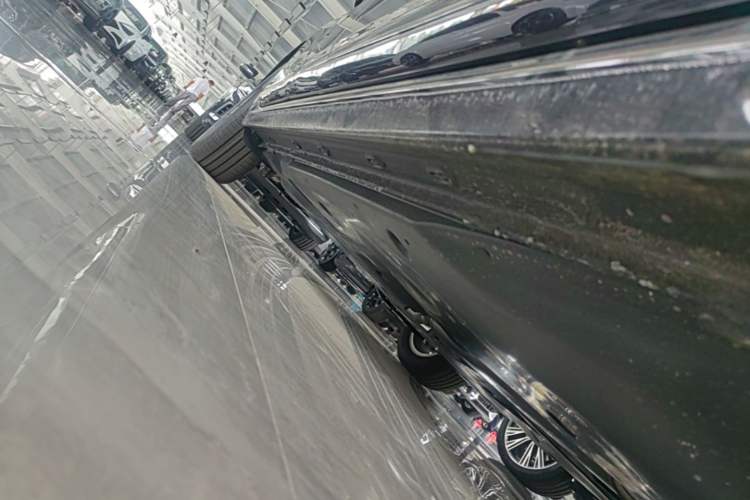 Used Volkswagen Passat New Energy 2025 430 PHEV Hybrid Business Edition Right Side Sill