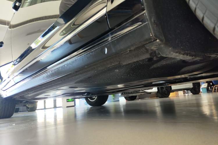Used Volkswagen Passat New Energy 2025 430 PHEV Hybrid Business Edition Right Side Sill
