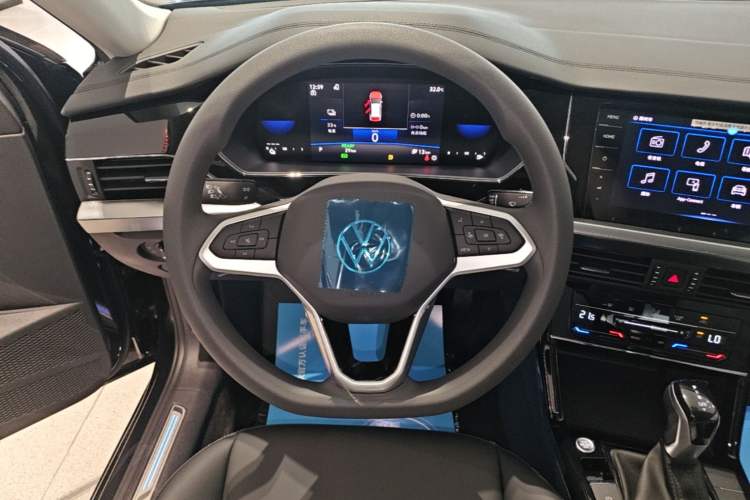 Used Volkswagen Passat New Energy 2025 430 PHEV Hybrid Business Edition Steering Wheel