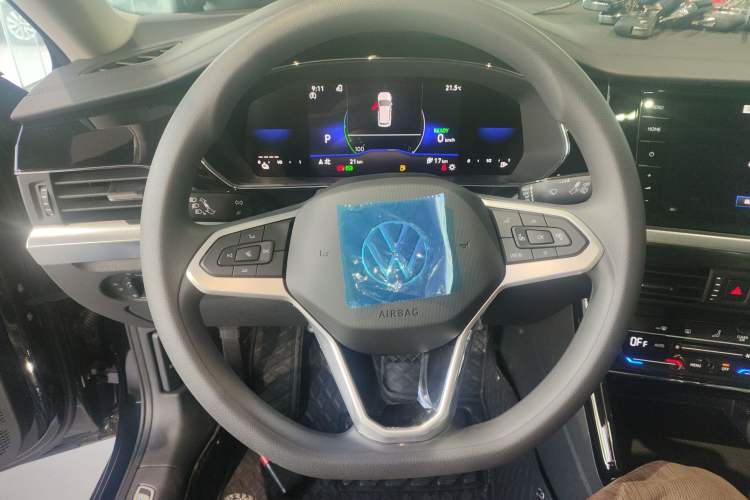 Used Volkswagen Passat New Energy 2025 430 PHEV Hybrid Business Edition Steering Wheel