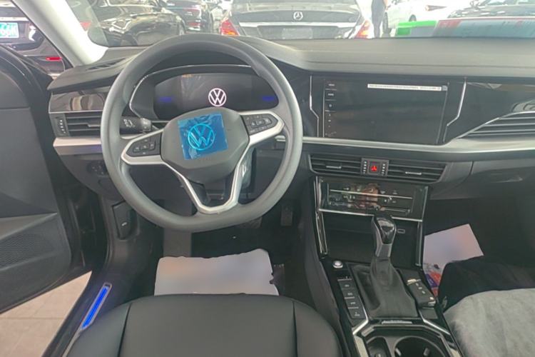 Used Volkswagen Passat New Energy 2025 430 PHEV Hybrid Business Edition Steering Wheel