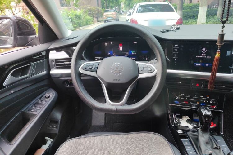 Used Volkswagen Passat New Energy 2025 430 PHEV Hybrid Business Edition Steering Wheel