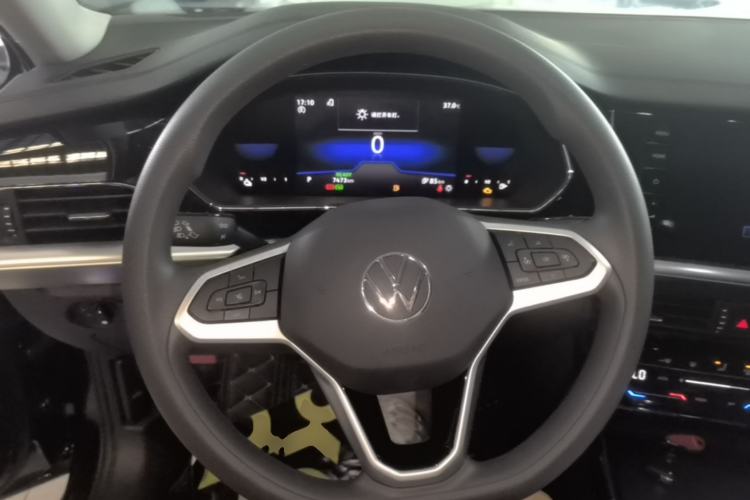 Used Volkswagen Passat New Energy 2025 430 PHEV Hybrid Business Edition Steering Wheel