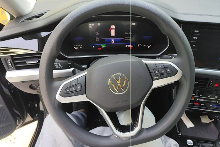 Used Volkswagen Passat New Energy 2025 430 PHEV Hybrid Business Edition Steering Wheel