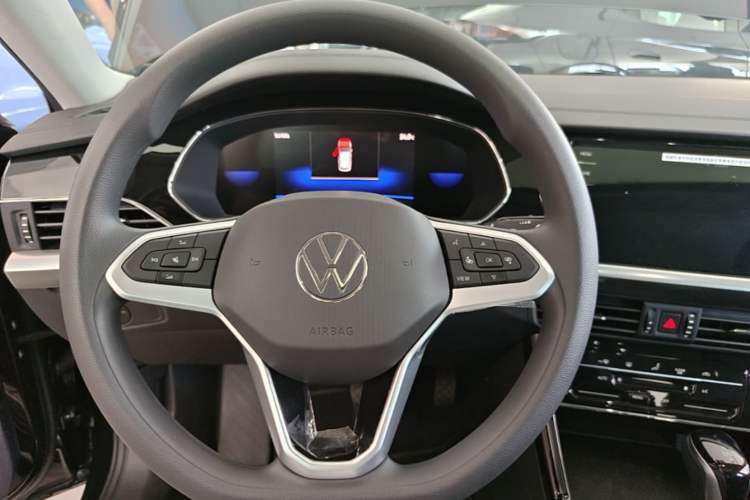 Used Volkswagen Passat New Energy 2025 430 PHEV Hybrid Business Edition Steering Wheel