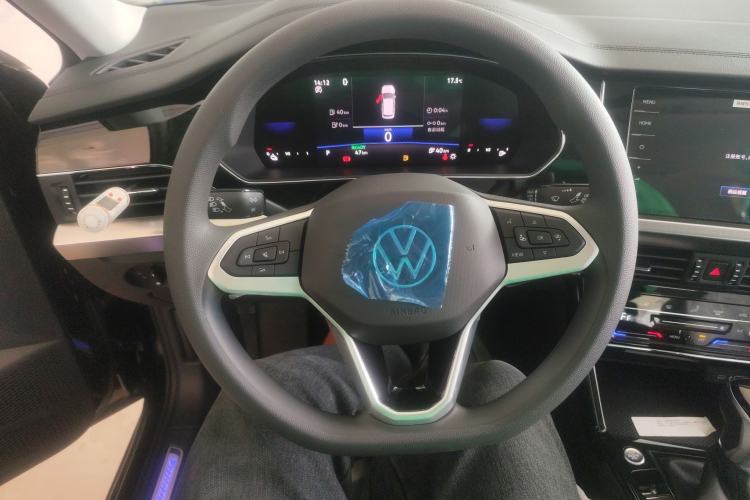 Used Volkswagen Passat New Energy 2025 430 PHEV Hybrid Business Edition Steering Wheel