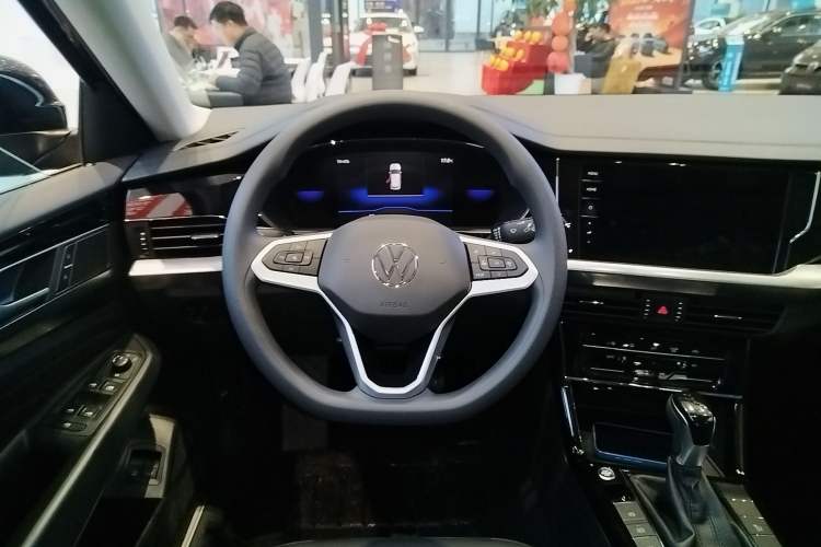 Used Volkswagen Passat New Energy 2025 430 PHEV Hybrid Business Edition Steering Wheel