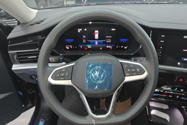 Used Volkswagen Passat New Energy 2025 430 PHEV Hybrid Business Edition Steering Wheel