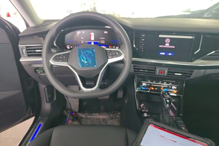 Used Volkswagen Passat New Energy 2025 430 PHEV Hybrid Business Edition Steering Wheel