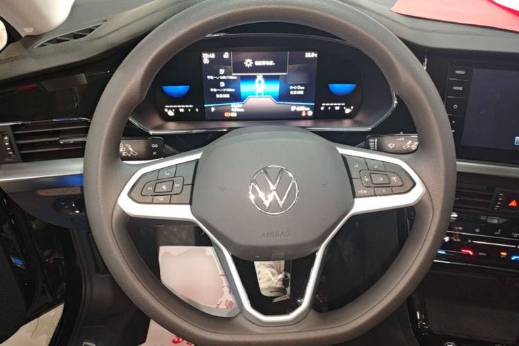 Used Volkswagen Passat New Energy 2025 430 PHEV Hybrid Business Edition Steering Wheel