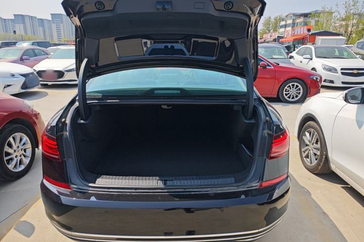 Used Volkswagen Passat New Energy 2025 430 PHEV Hybrid Business Edition Trunk