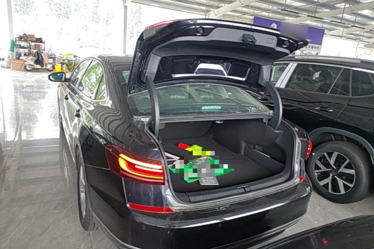 Used Volkswagen Passat New Energy 2025 430 PHEV Hybrid Business Edition Trunk