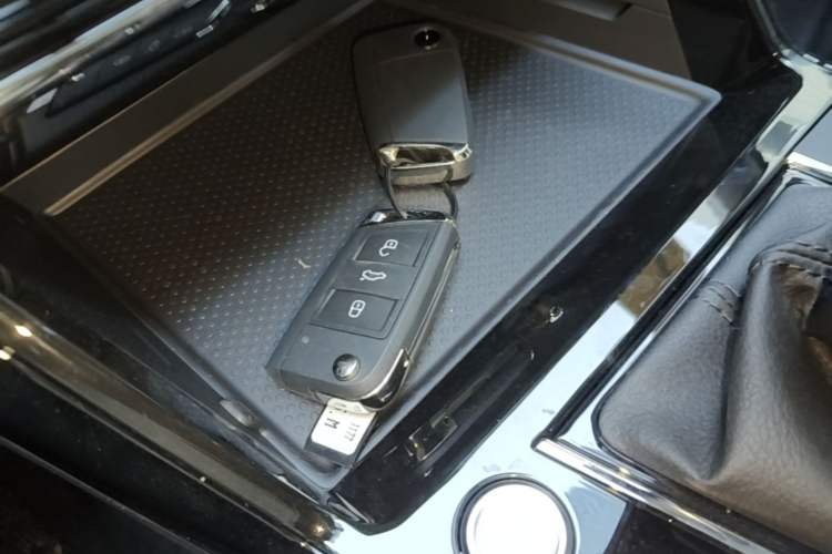 Used Volkswagen Passat New Energy 2025 430 PHEV Hybrid Business Edition Vehicle Key