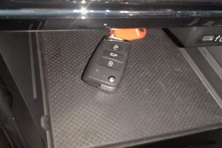Used Volkswagen Passat New Energy 2025 430 PHEV Hybrid Business Edition Vehicle Key