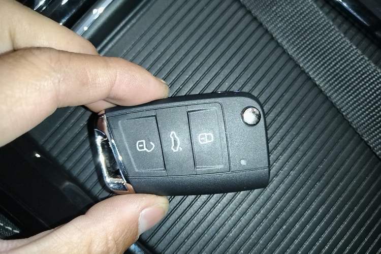 Used Volkswagen Passat New Energy 2025 430 PHEV Hybrid Business Edition Vehicle Key
