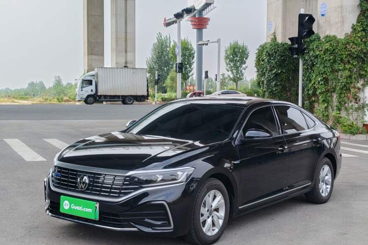 Volkswagen Passat New Energy 2025 430 PHEV Hybrid Business Edition