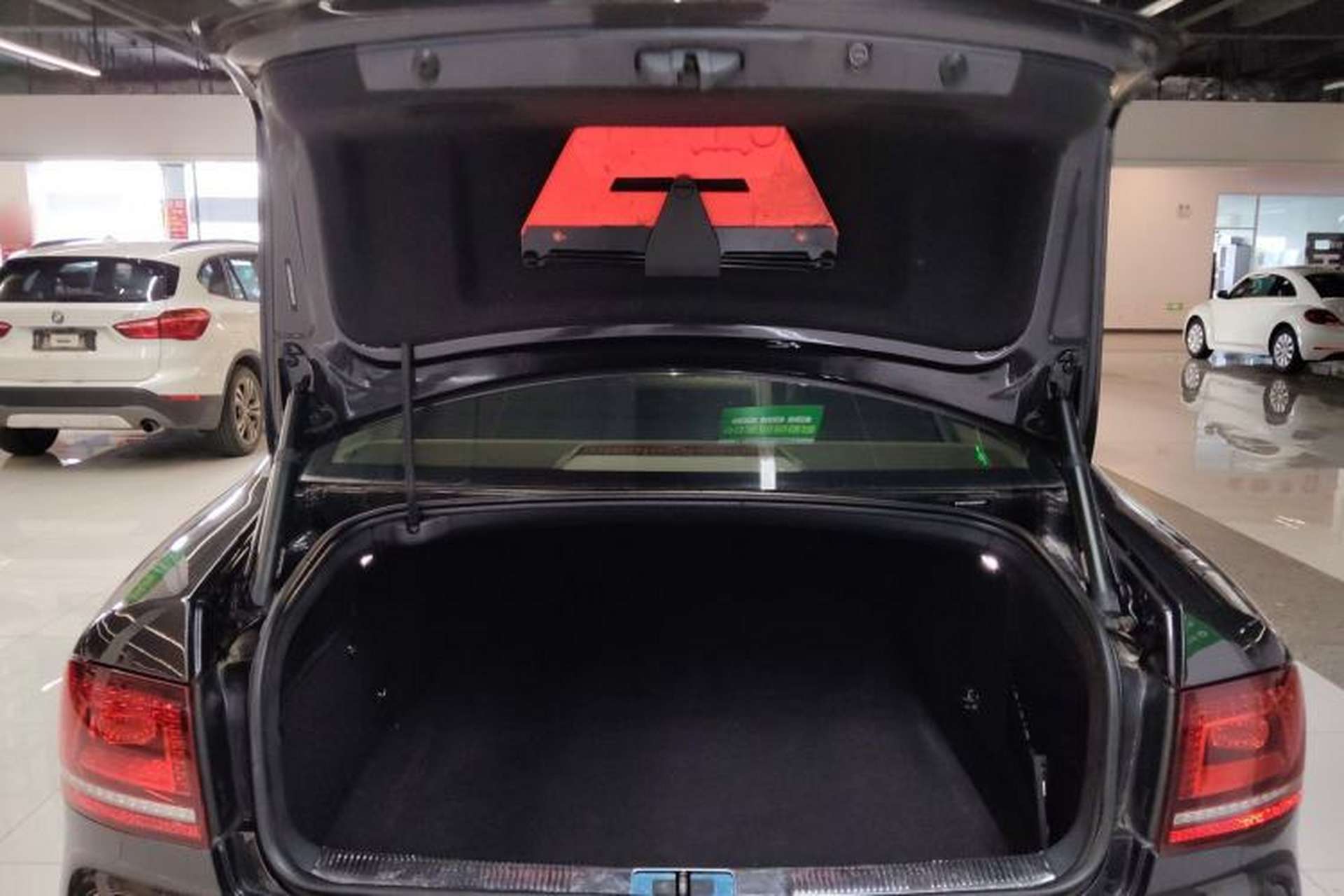 Used Volkswagen Phaeton 2014 3.0L Business Model Trunk