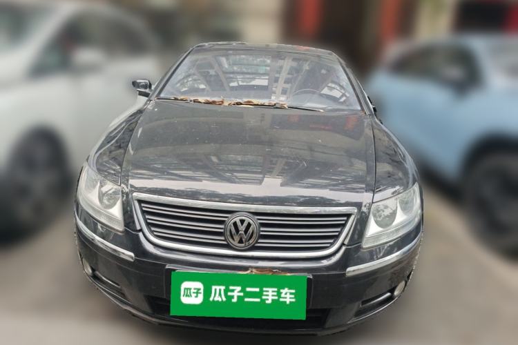 Used Volkswagen Phaeton 2006 4.2L V8 4-Seater Luxury Edition Front