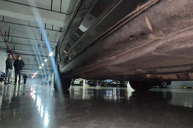 Used Volkswagen Phaeton 2009 3.6L V6 5-Seater Extended Comfort Version Chassis Front Right