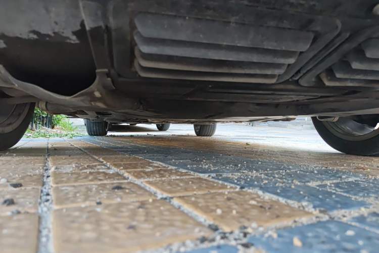 Used Volkswagen Phaeton  Chassis Front