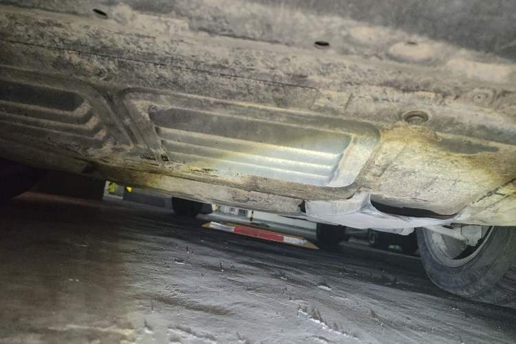 Used Volkswagen Phaeton 2011 3.6L V6 5-Seater Extended-Length Individual Edition Chassis Front