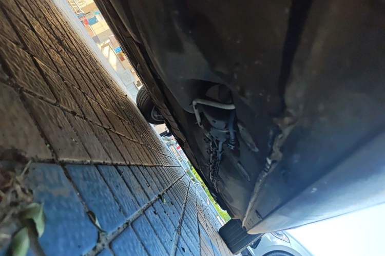 Used Volkswagen Phaeton  Chassis Rear Left