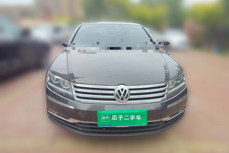 Used Volkswagen Phaeton 2011 3.6L V6 4-Seater Extended-Length Individual Edition Front