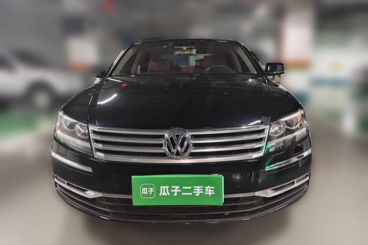 Used Volkswagen Phaeton 2011 4.2L V8 4-seat Extended-Range Individual Edition Front