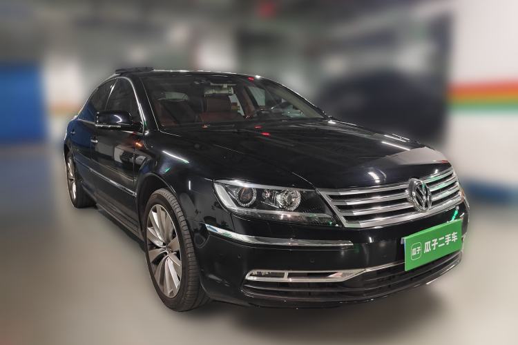 Used Volkswagen Phaeton 2011 4.2L V8 4-seat Extended-Range Individual Edition Front Right 45 Deg