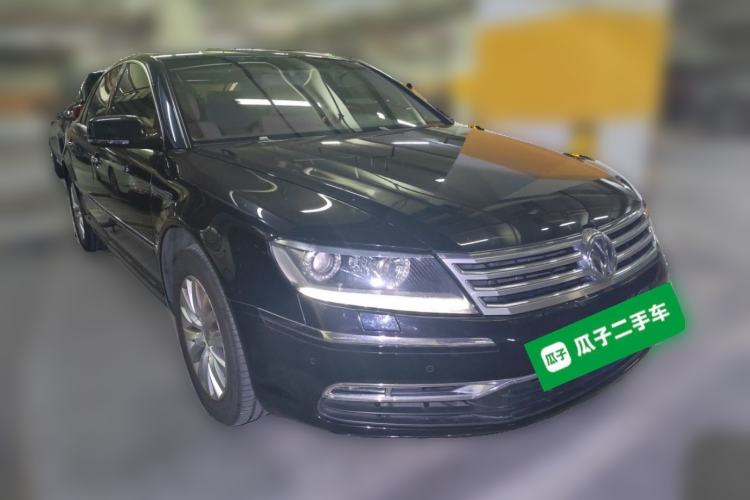 Used Volkswagen Phaeton 2011 3.6L V6 5-Seater Extended Business Edition Front Right 45 Deg
