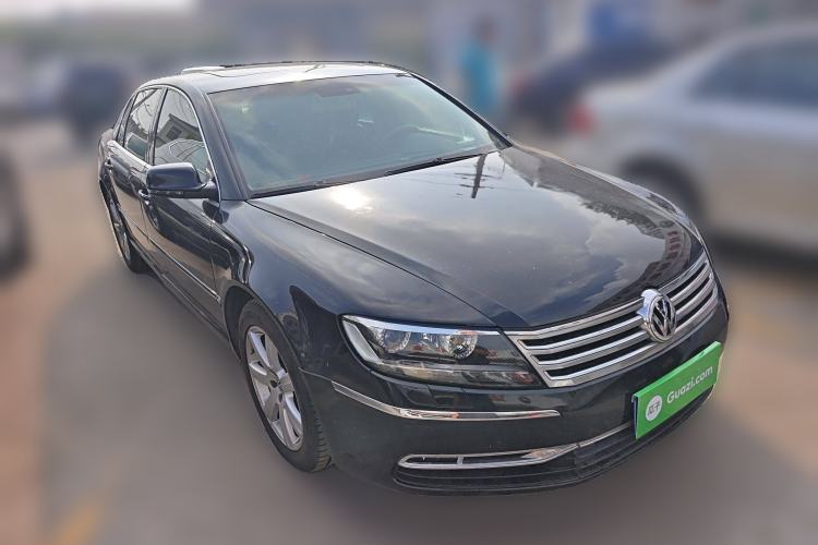 Used Volkswagen Phaeton 2011 3.6L V6 5-Seater Extended Business Edition Front Right 45 Deg